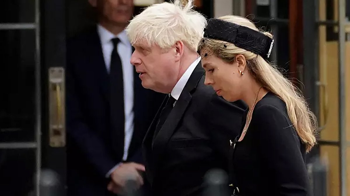 İngiltere yeni başbakanı seçecek: Boris Johnson sürpriz bir karar ile yarıştan çekildi