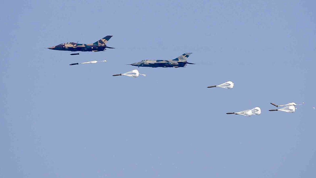 Myanmar’da yönetimi ele geçiren cunta konser alanına hava saldırısı düzenledi: En az 80 ölü, 100 yaralı