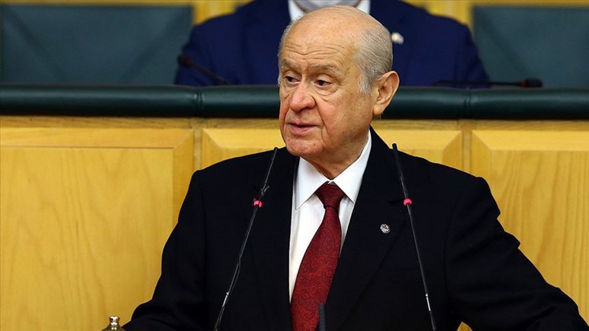 Bahçeli'den AK Partili Mahir Ünal'a 'cumhuriyet' tepkisi: Temelsiz bir yanlışın pençesinde