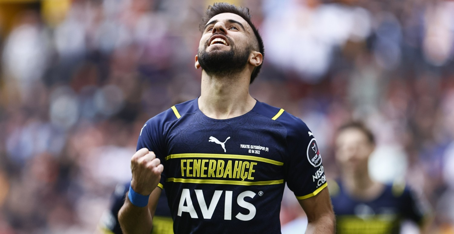 Fenerbahçe'de Diego Rossi ilk 11'e dönüyor