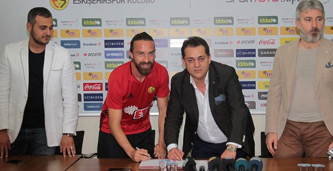 Uğur İnceman, Eskişehirspor’la imzaladı
