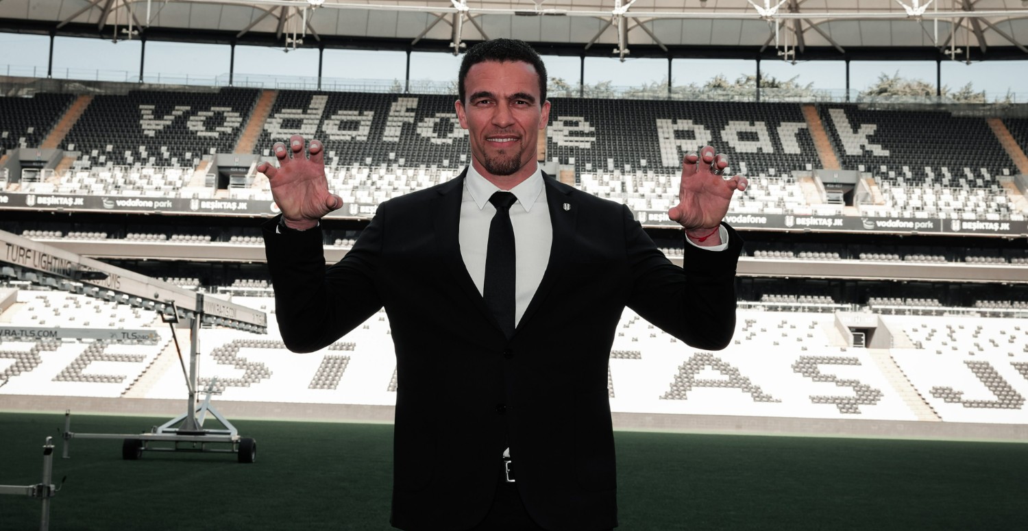 Beşiktaş yönetiminden Valerien Ismael toplantısı