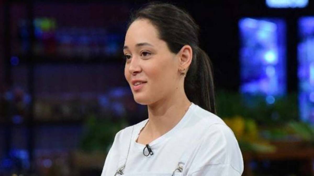 MasterChef'in şampiyon adayı olarak gösterilen iddialı yarışmacıdan acı haber! Acun Ilıcalı o yarışmacı için özel jetini yolladı