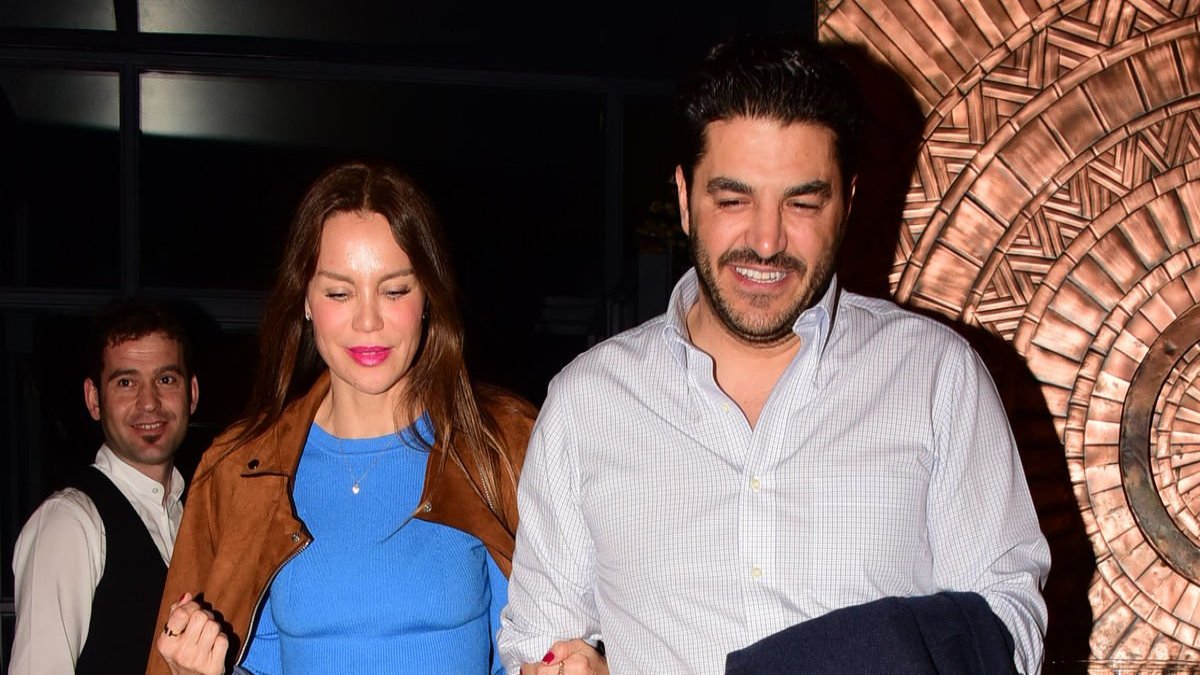 Ebru Şallı'dan 'şiddet' açıklaması: Artık herkes bir kendine gelsin