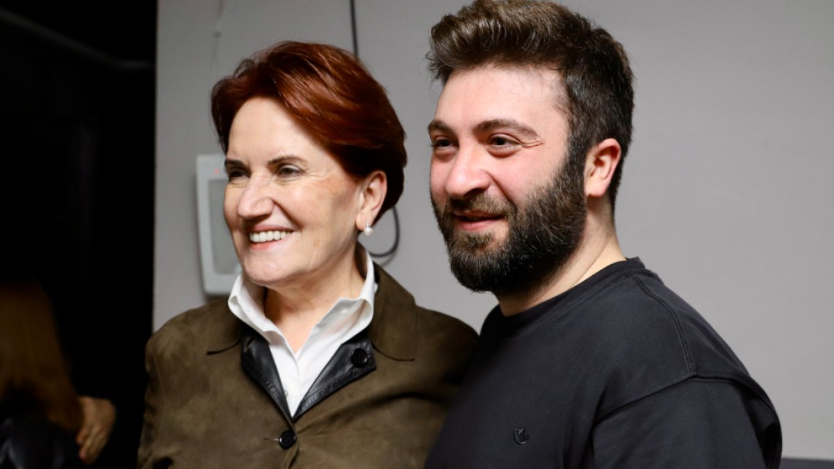 Akşener, Baturay Özdemir'in stand-up gösterisini izledi: Siyasetin yoğun gündeminde ufak bir nefes arası…