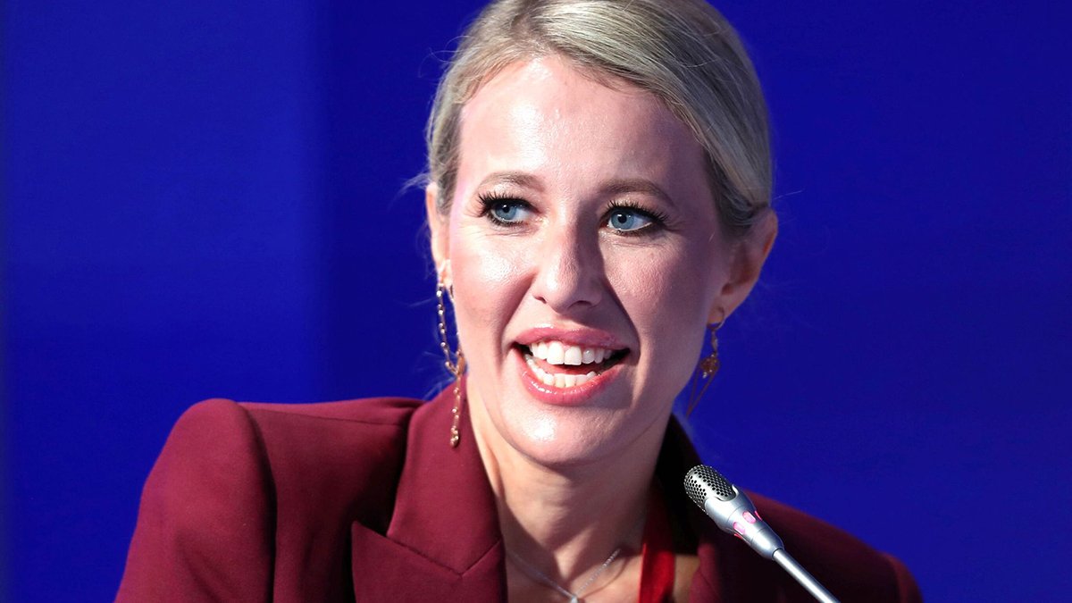 Putin'in vaftiz kızı Ksenia Sobchak 'Rusya'dan kaçtı' iddiası