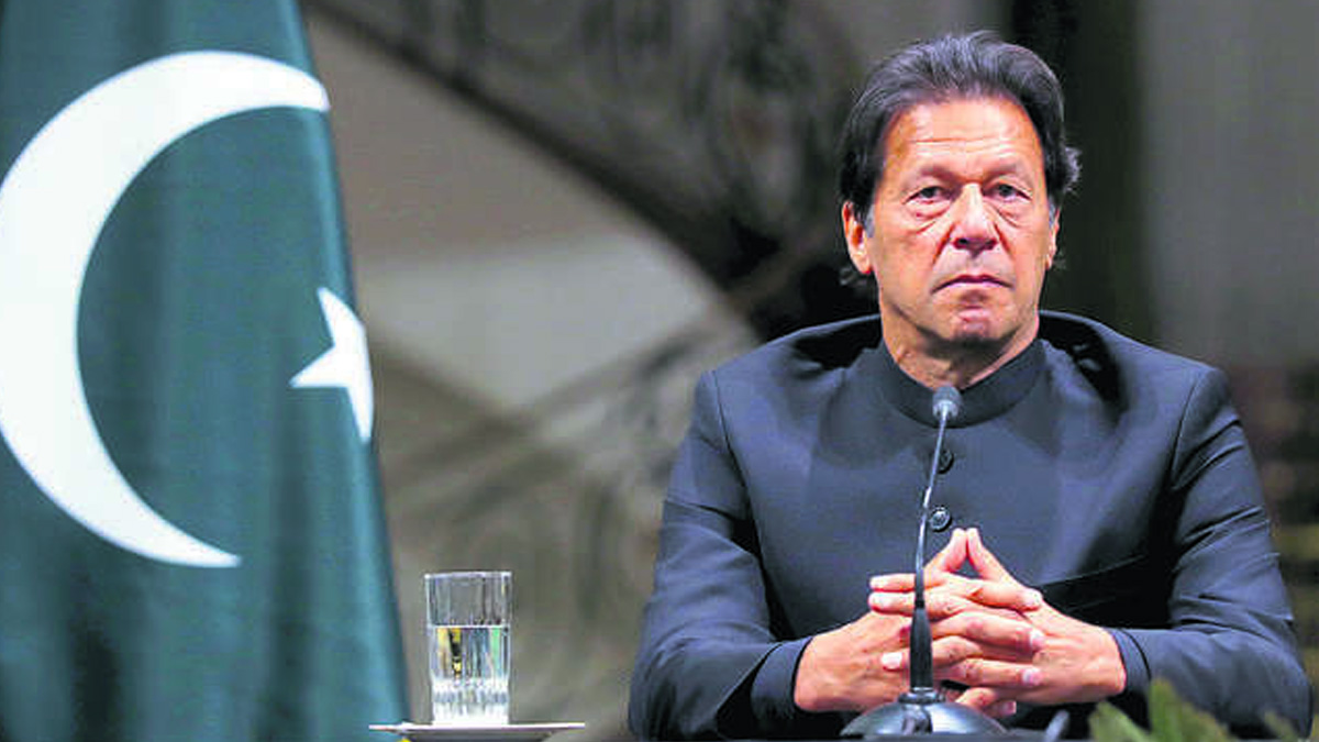 Pakistan polisi İmran Han'ın yürüyüşü nedeniyle teyyakuza geçti