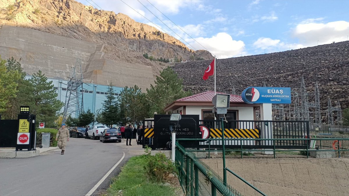 Hidroelektrik santralinde trafoda patlama: 1 işçi hayatını kaybetti, 3 işçi yaralandı