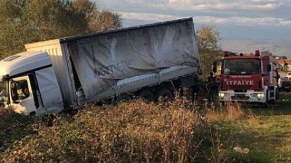 Samsun'da feci kaza: 2 ölü, 3 yaralı
