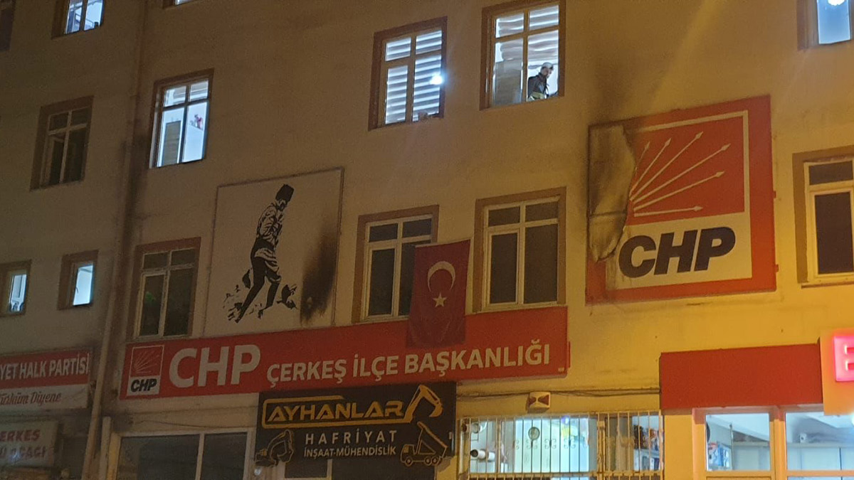 Çankırı'da CHP İlçe Başkanlığı binasına saldırı: 1 gözaltı