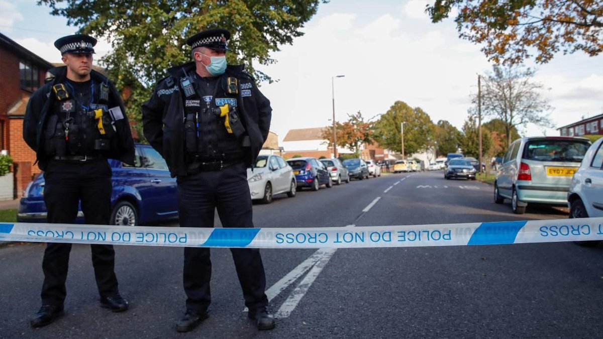 İngiltere'de göçmenlik merkezine molotofkokteyli atıp intihar etti