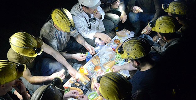 Maden ocağında sahur