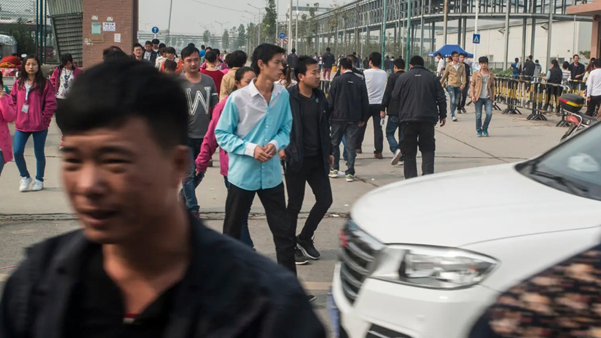 i﻿Phone'un Çin'deki fabrikasında karantinadan firar