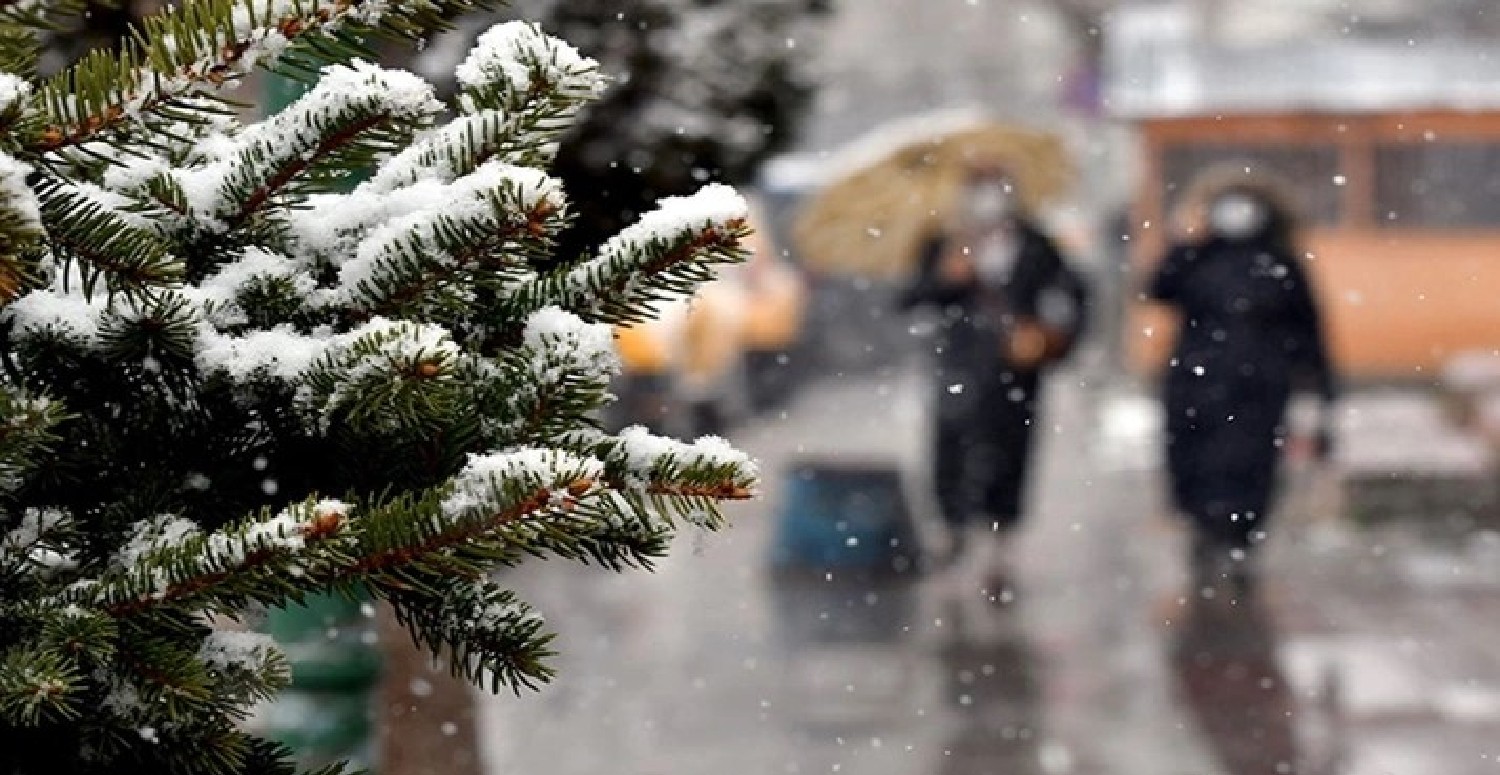 Meteoroloji 81 ili uyardı! O illerde kuvvetli yağış bekleniyor aman dikkat! Hava durumuna bakmadan dışarı çıkmayın