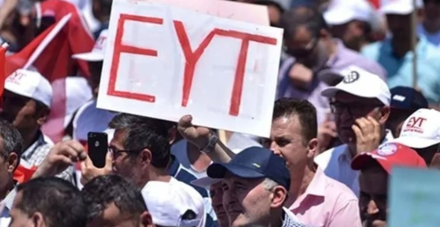 EYT yasasında son durum! Milyonların beklediği açıklama geldi! 2023’e girmeden emekli olacaklar