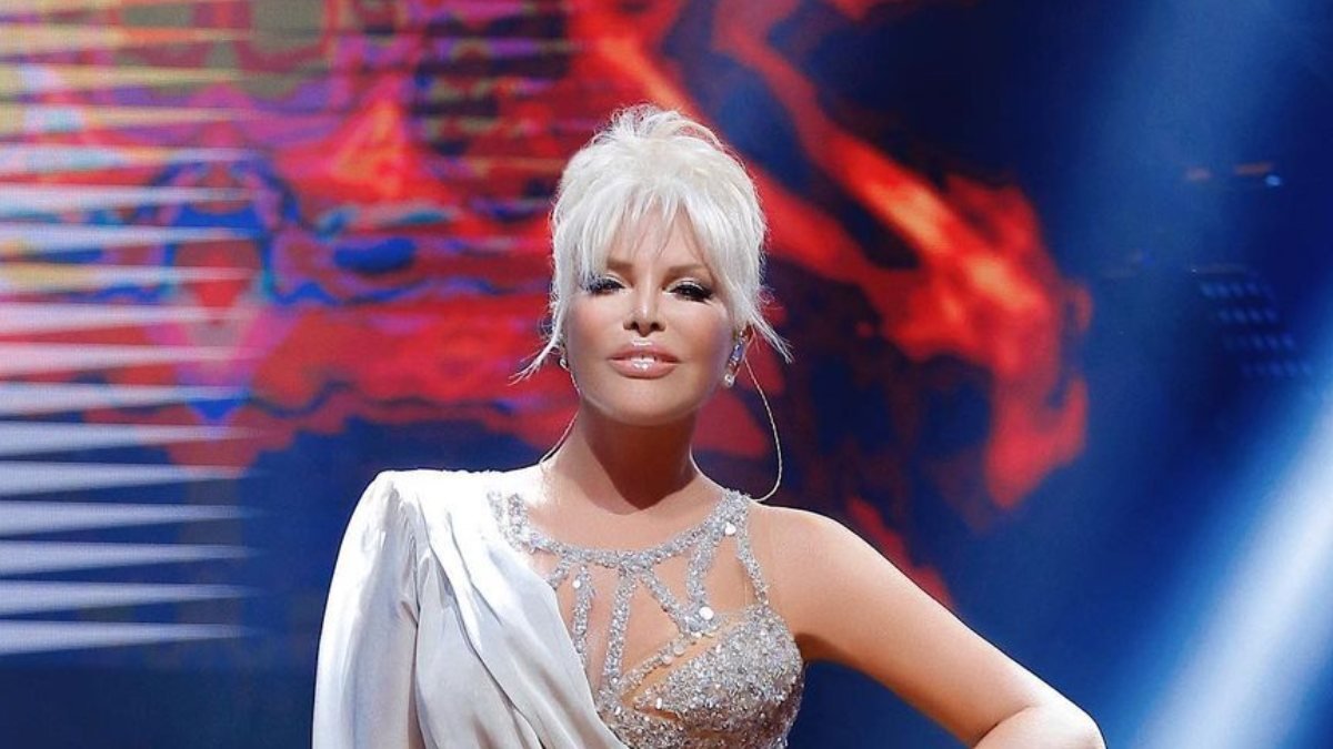 Ajda Pekkan sitem etti: Artık dans etmeyeceğim, gönlümü kırdılar