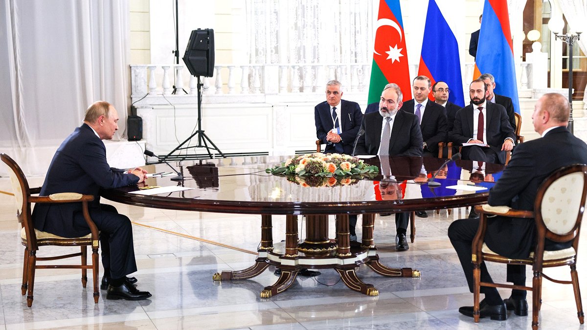 Azerbaycan ve Ermenistan temel konularda anlaşmaya vardı