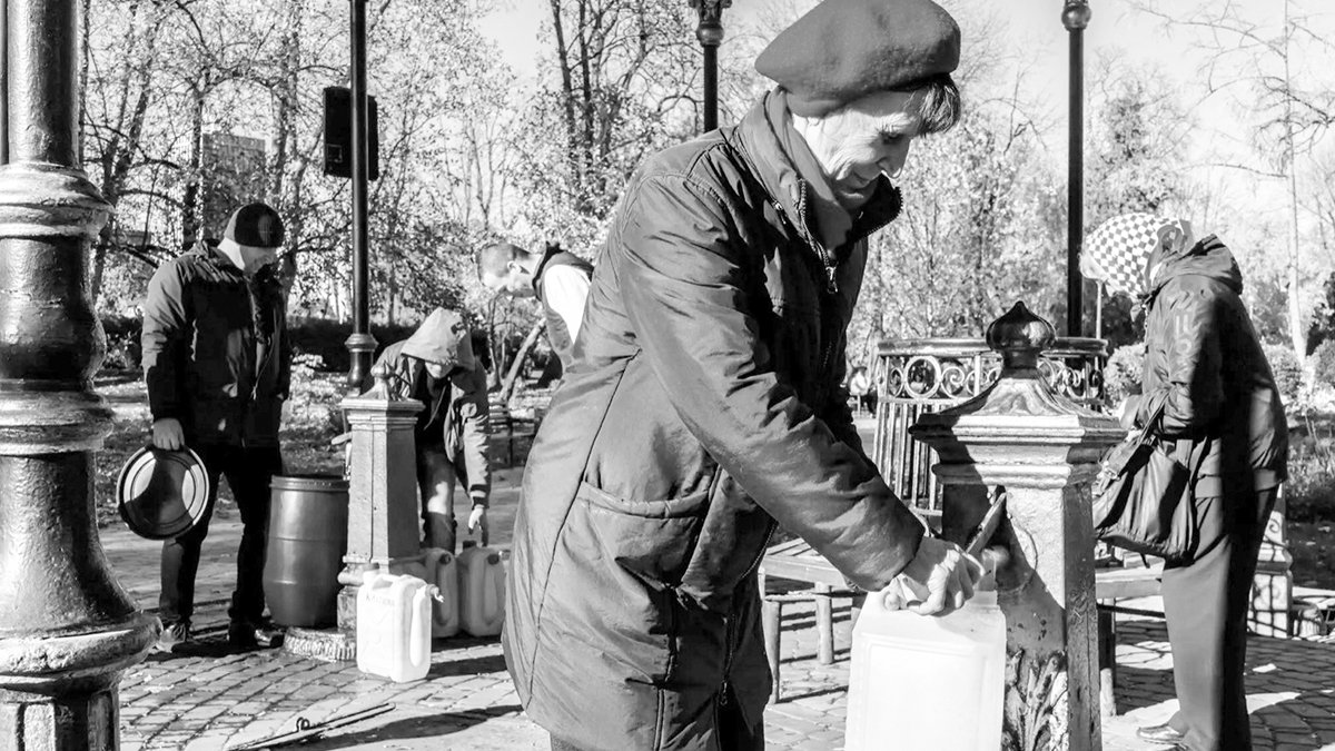 Rus füzeleri vurdu Kiev susuz kaldı