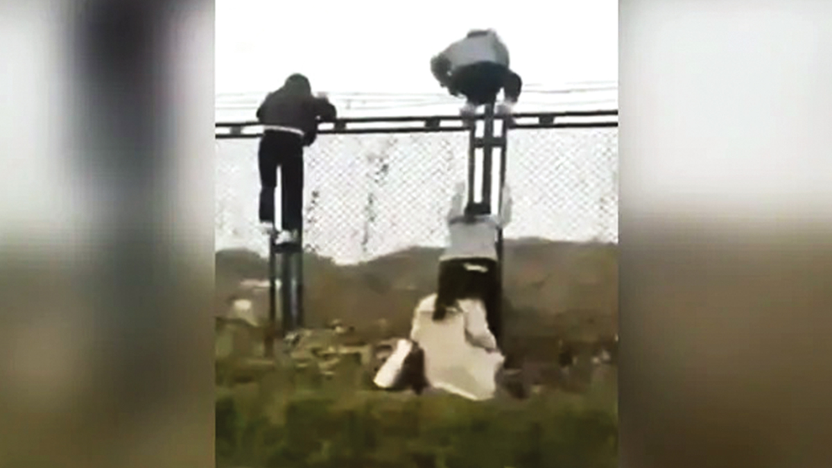 Çin’de iPhone işçilerine  dört kat ikramiye sözü