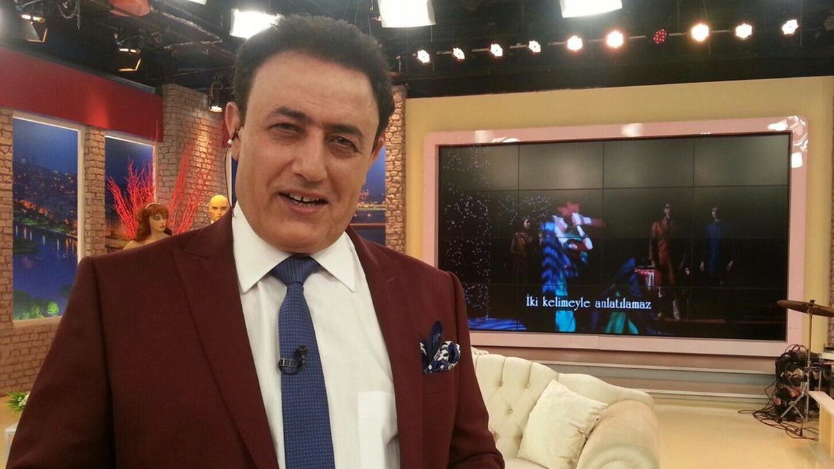 "Parasız adam gereksiz adamdır" sözleri olay olmuştu! Mahmut Tuncer’in kızı Gizem Tuncer güzelliğiyle hayran bıraktı!