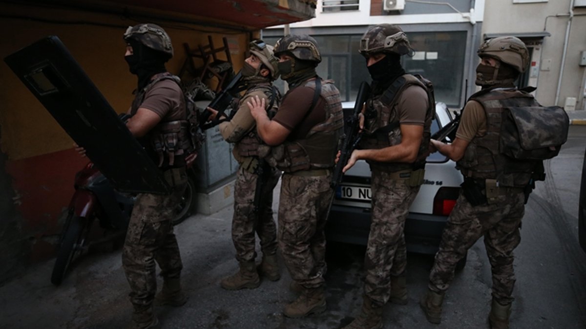 Zehir tacirlerine büyük operasyon: Sabah 05.00'te başladı, 130 kişi...