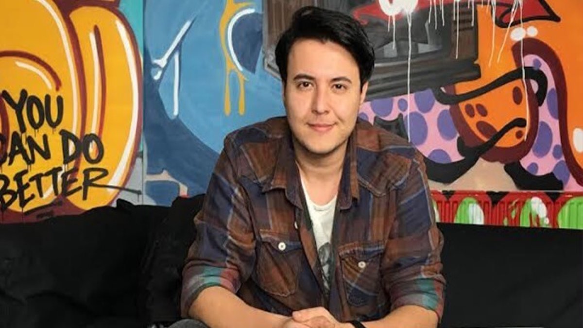 Güldür Güldür oyuncusu Burak Topaloğlu dünyaevine girdi