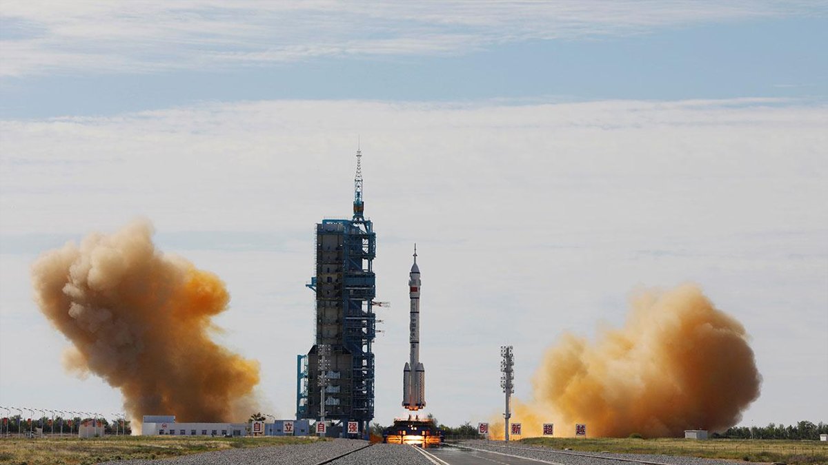 23 tonluk Çin roketi dünyaya düşüyor: Türkiye de koordinatlar arasında