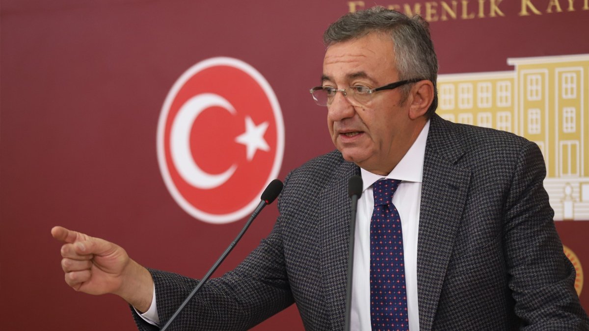 CHP'li Altay: Seçime 7 ay kala anayasa değişikliği art niyet işi