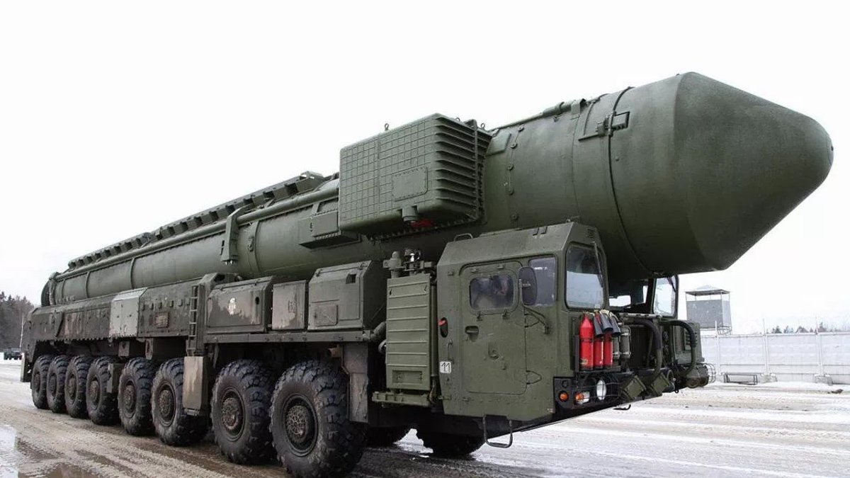 Rus generaller nükleeri tartıştı