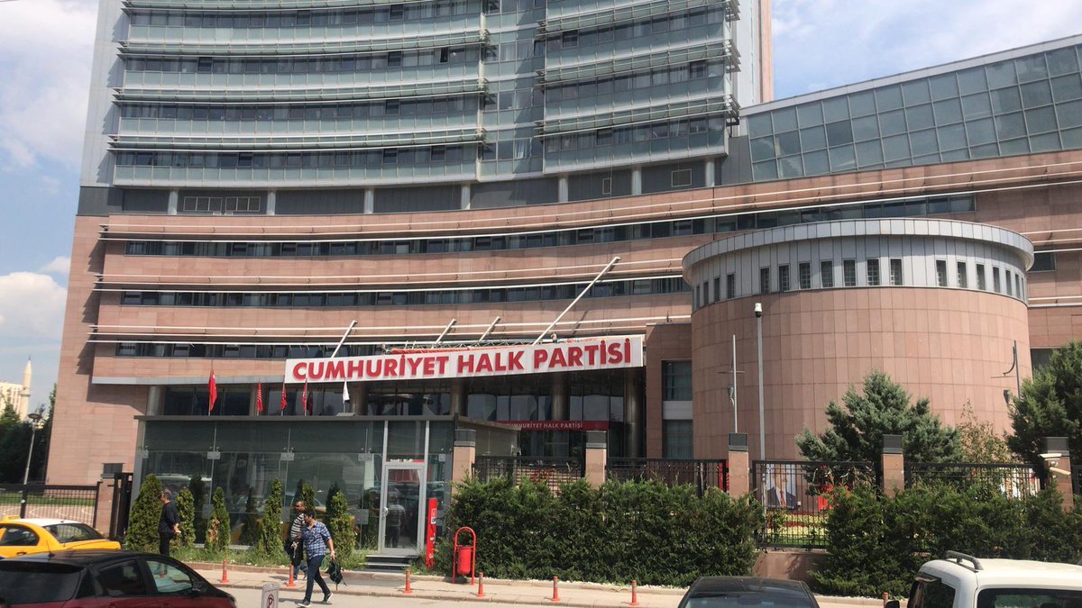 CHP'nin acı günü: Eski vekil hayatını kaybetti