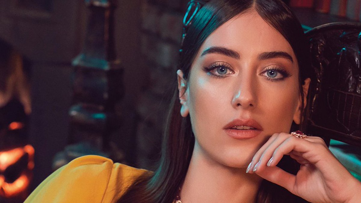 Hazal Kaya o davayı kazandı: Mahkeme 'alacaklıdır' dedi
