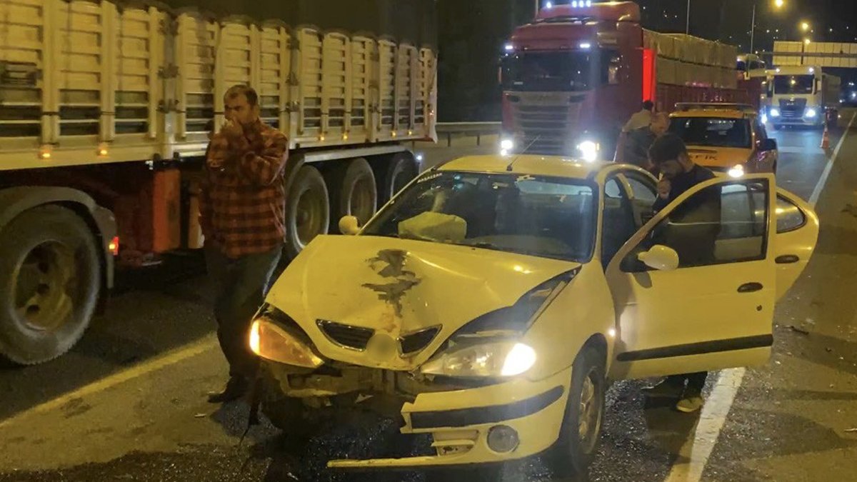 Kırmızı ışıkta dehşete düşüren kaza! Sürücü ehliyetsiz çıktı