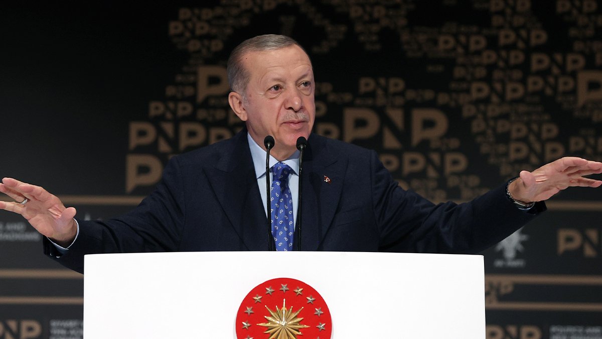 Erdoğan'dan 2053 vizyon çıkışı: Devrim görünümlü zehirlenmelere izin vermeyeceğiz