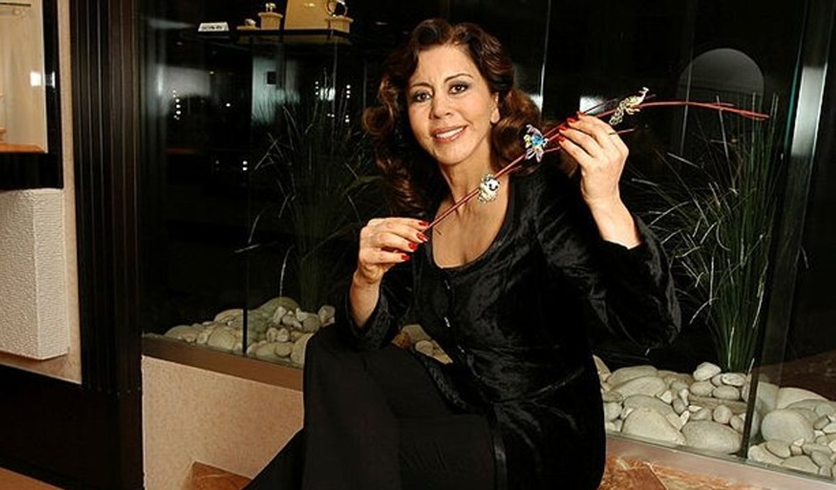 Tahiti'de cemiyet hayatını şoke eden kaza! Ünlü işkadını cruise gemisinden okyanusa düştü!