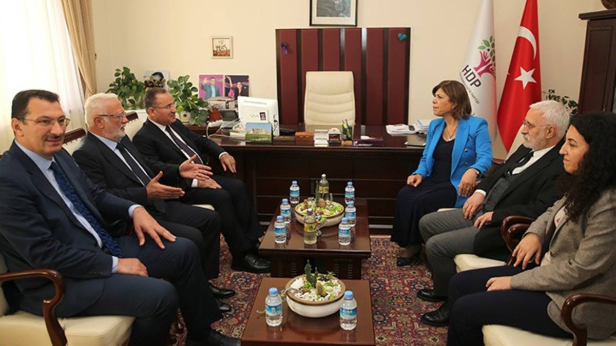 AK Parti'den HDP'ye bir diyalog çağrısı daha
