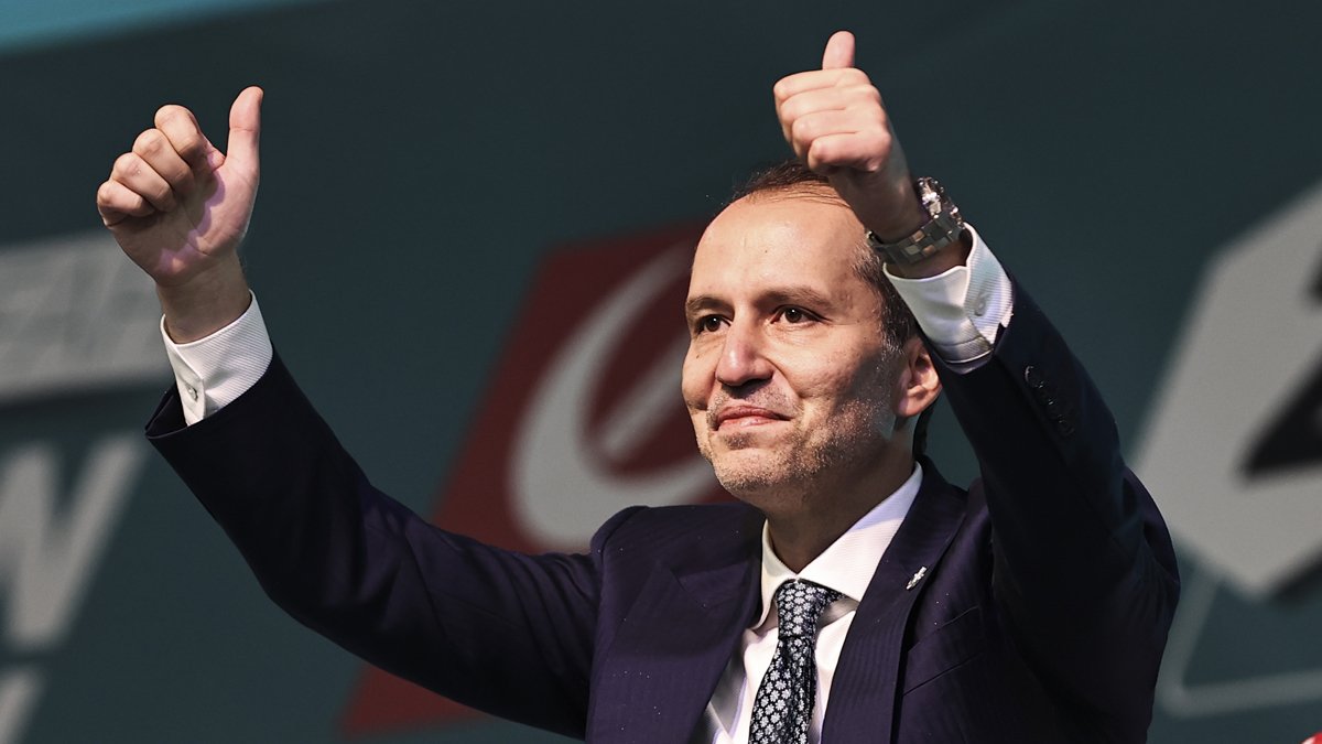 Fatih Erbakan, bir kez daha Yeniden Refah Partisi Genel Başkanı seçildi