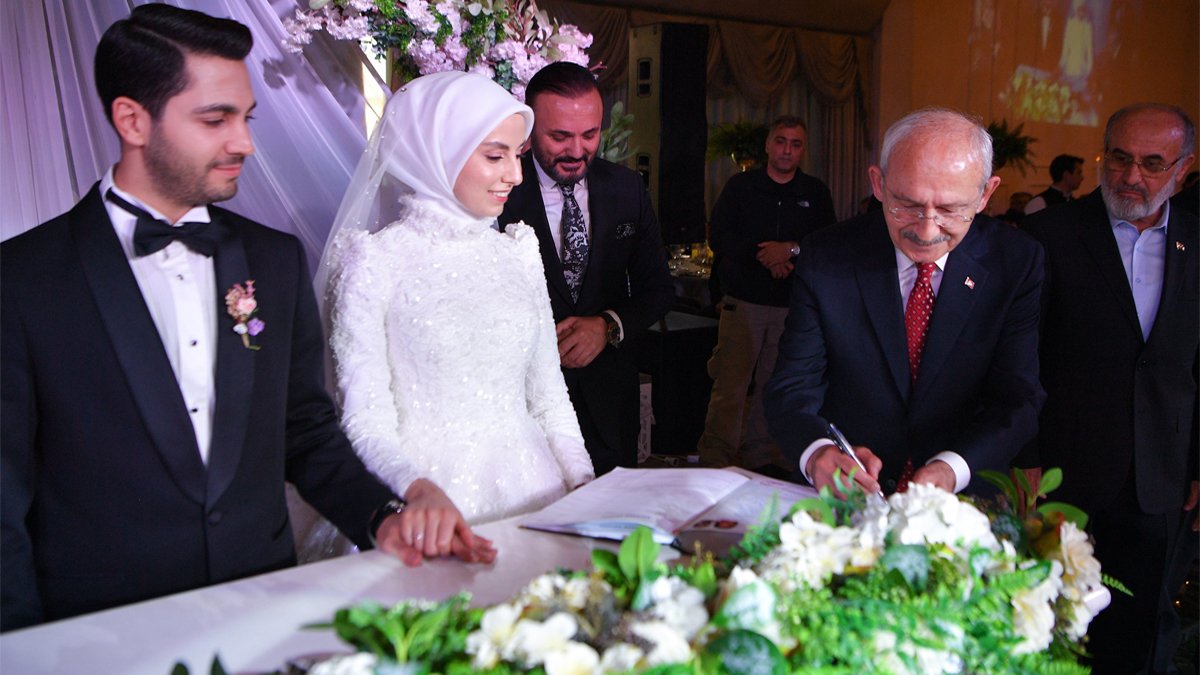 Kılıçdaroğlu nikah şahidi oldu