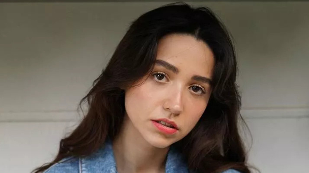 Zeynep Bastık'a seyirciler sahnede dehşeti yaşattı! Konseri yarıda kesen sanatçı: Bunu neden yapıyorsunuz, aklım almıyor