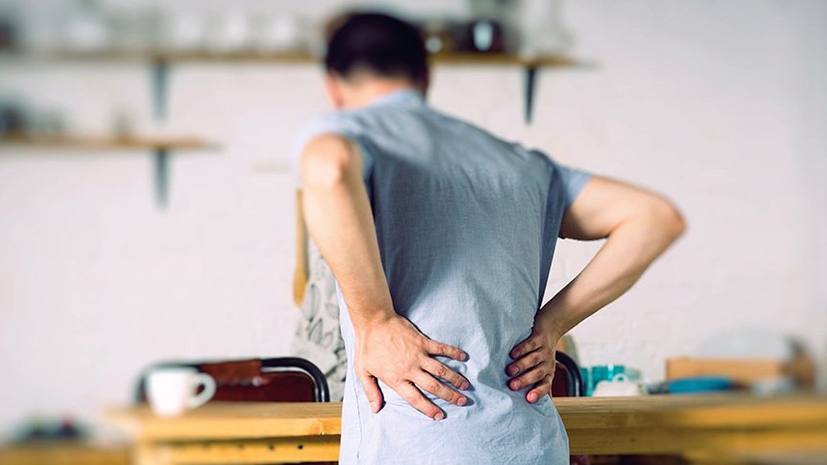 Defne yaprağı mucizesi! Defne yaprağı ile bunu yapın bel ağrınız mazide kalsın