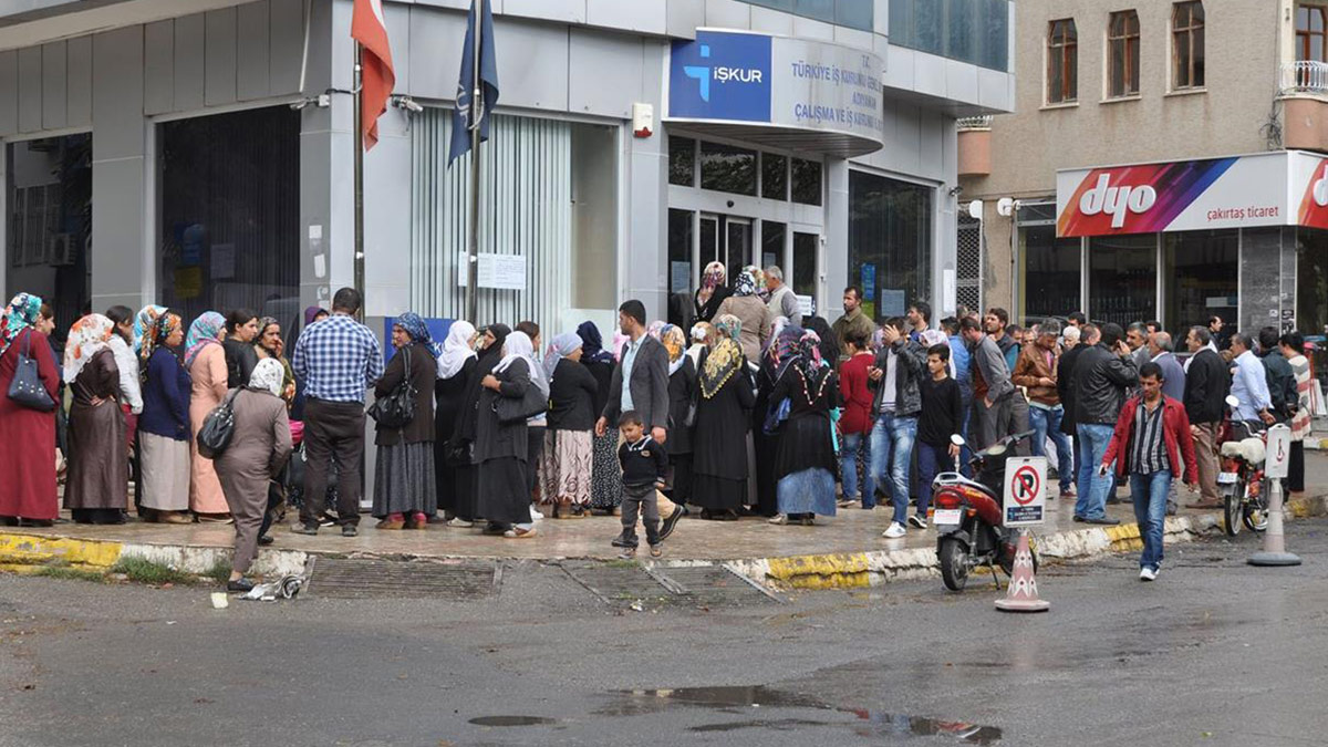 İŞKUR açıkladı: Kayıtlı işsiz sayısı arttı