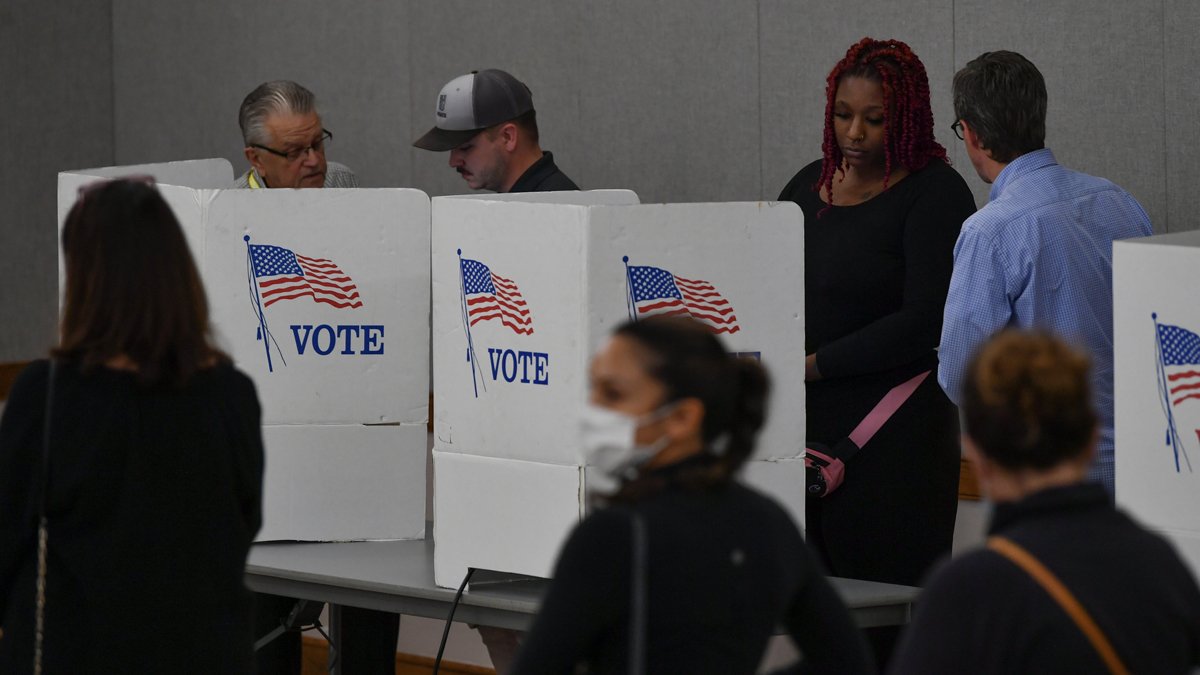 ABD'de kritik Kongre seçimleri: İlk sonuçlar Cumhuriyetçiler lehine