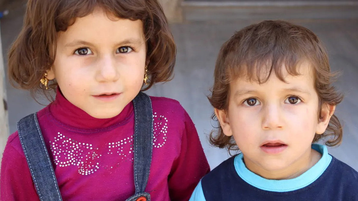 Yetim aylığı almak için yetimin hakkına girdiler