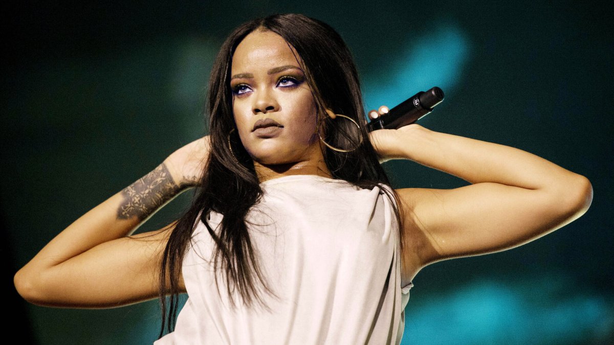 Rihanna bebeği hakkında ilk kez konuştu