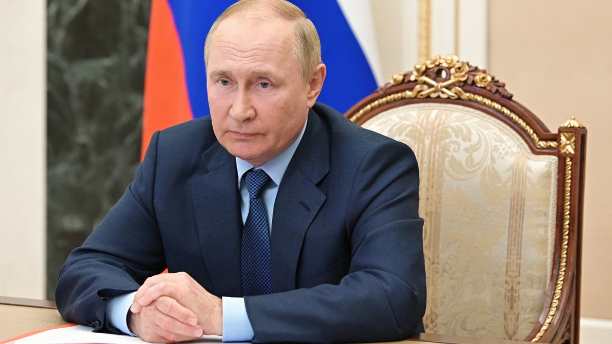 Rusya Devlet Başkanı Vladimir Putin  'eşcinsellik' kararnamesini imzaladı