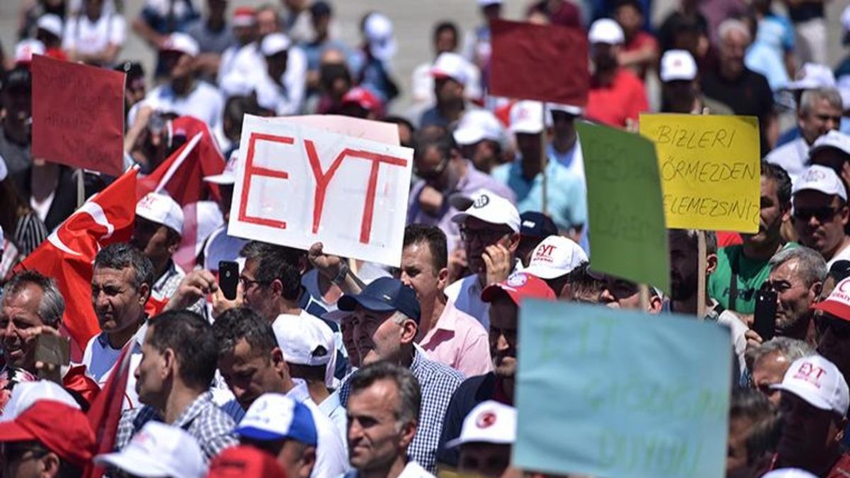 Bakanlık 'EYT tarihi belli oldu' iddiasını yalanladı: Takvim TBMM tarafından belirlenecek