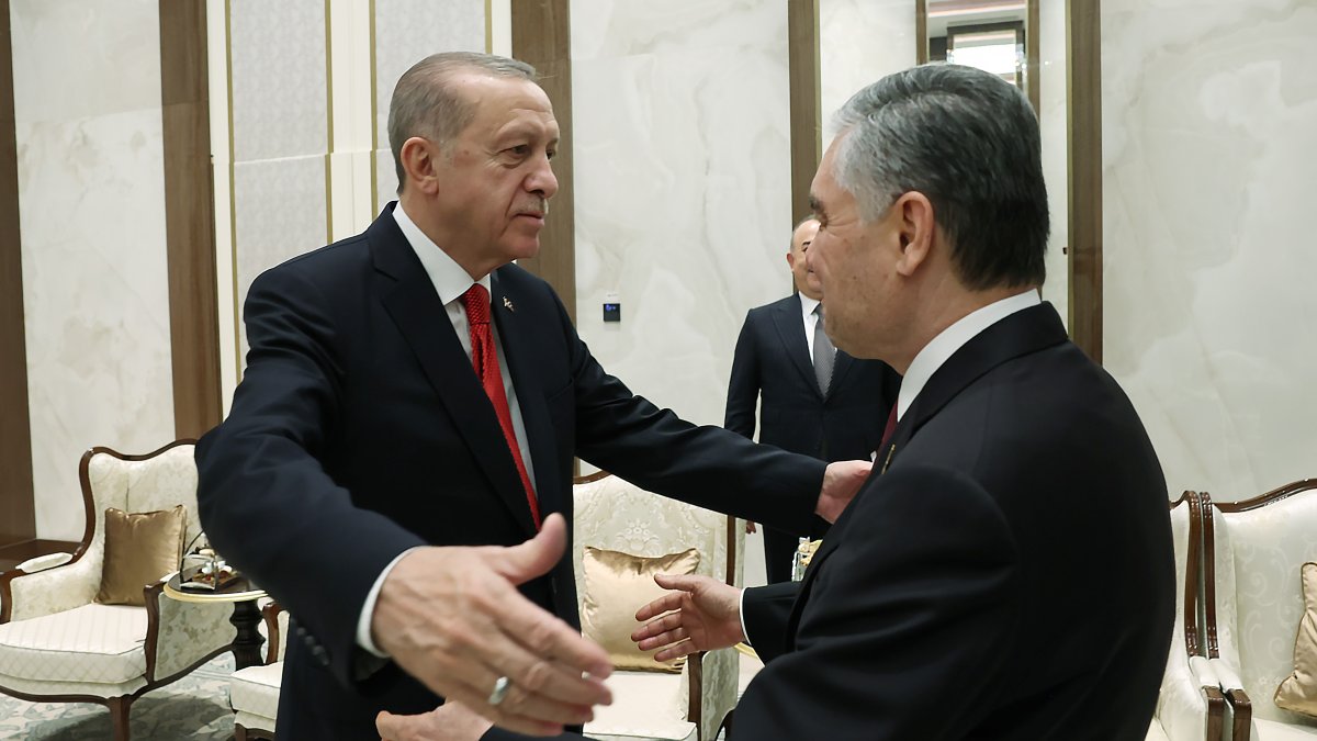 Erdoğan ile Berdimuhammedov görüştü