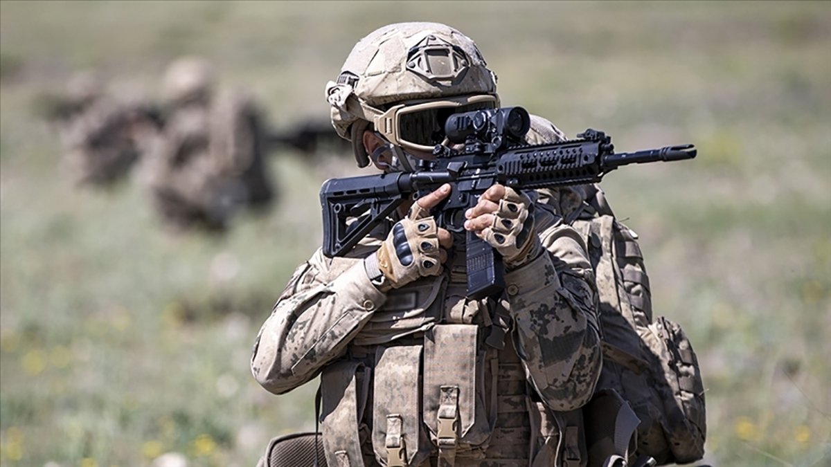 Piyade Astsubay Emre Sevinç'i şehit eden 6 terörist etkisiz