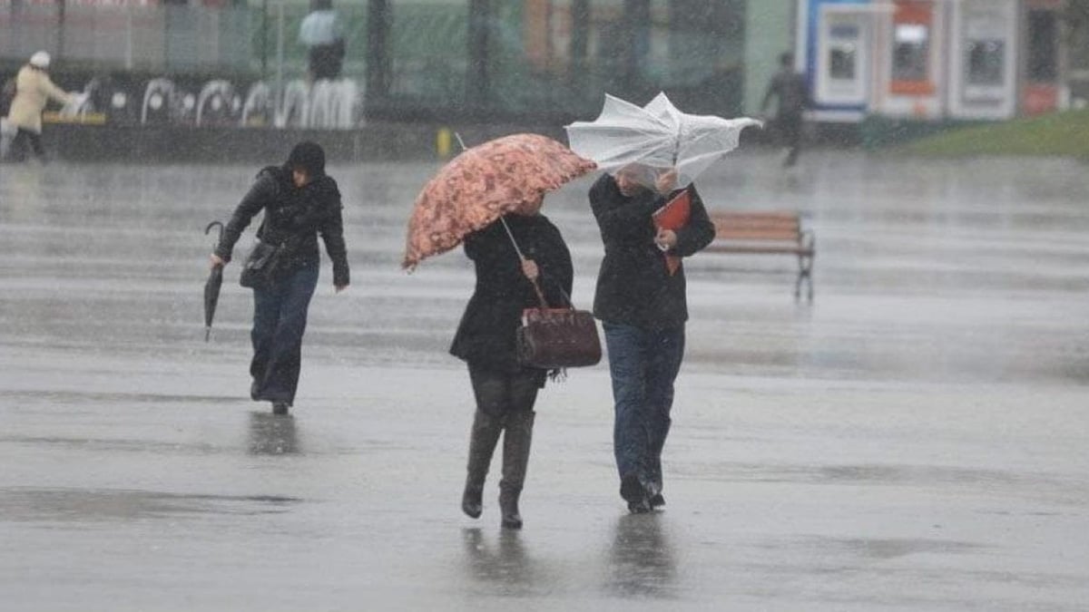 Meteoroloji 3 bölgeyi birden uyardı: Sağanak yağış ve fırtına geliyor