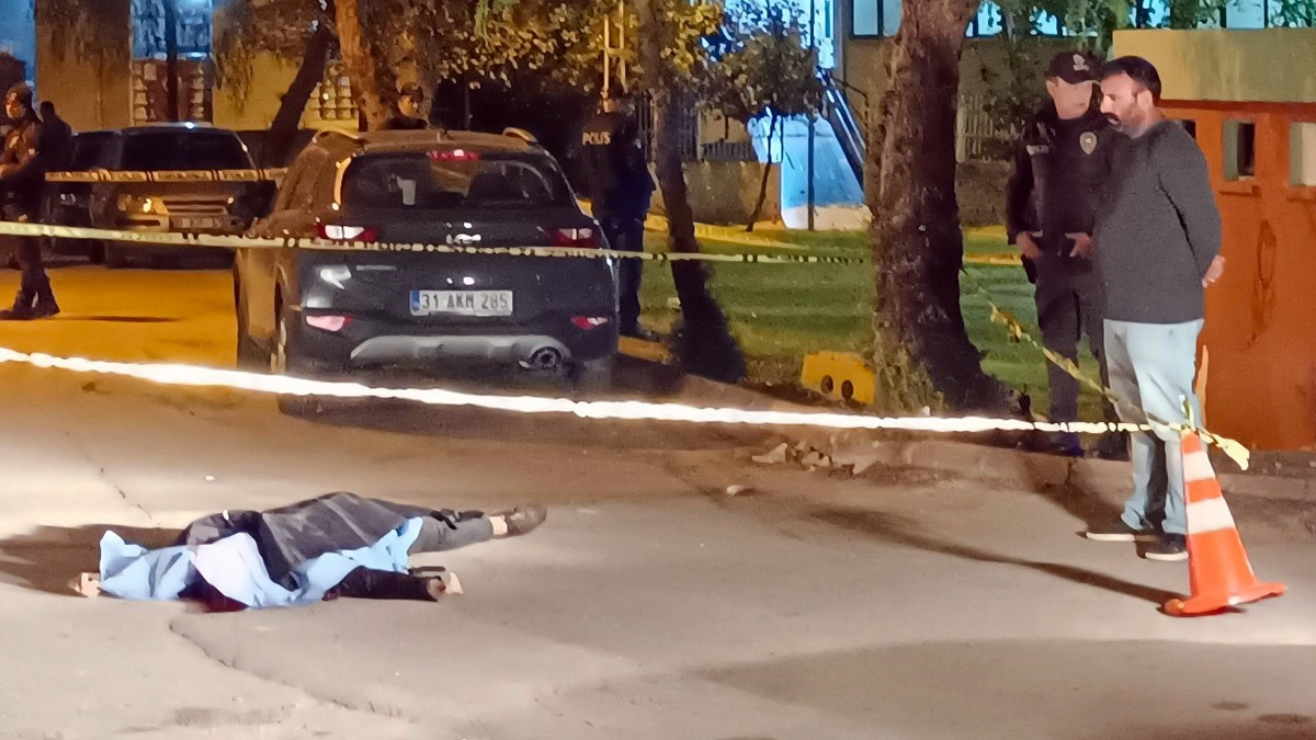 Haydutlardan şehrin ortasında kanlı infaz