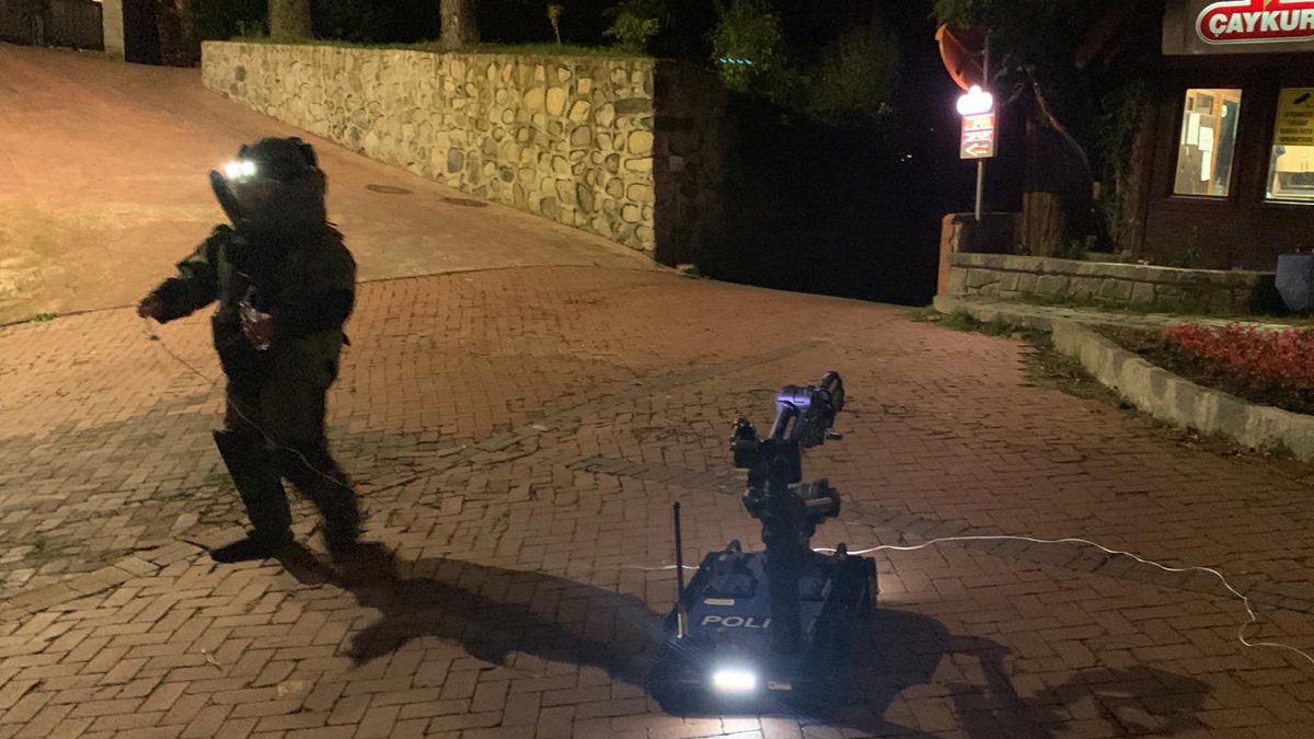 Valilik önünde şüpheli valiz alarmı